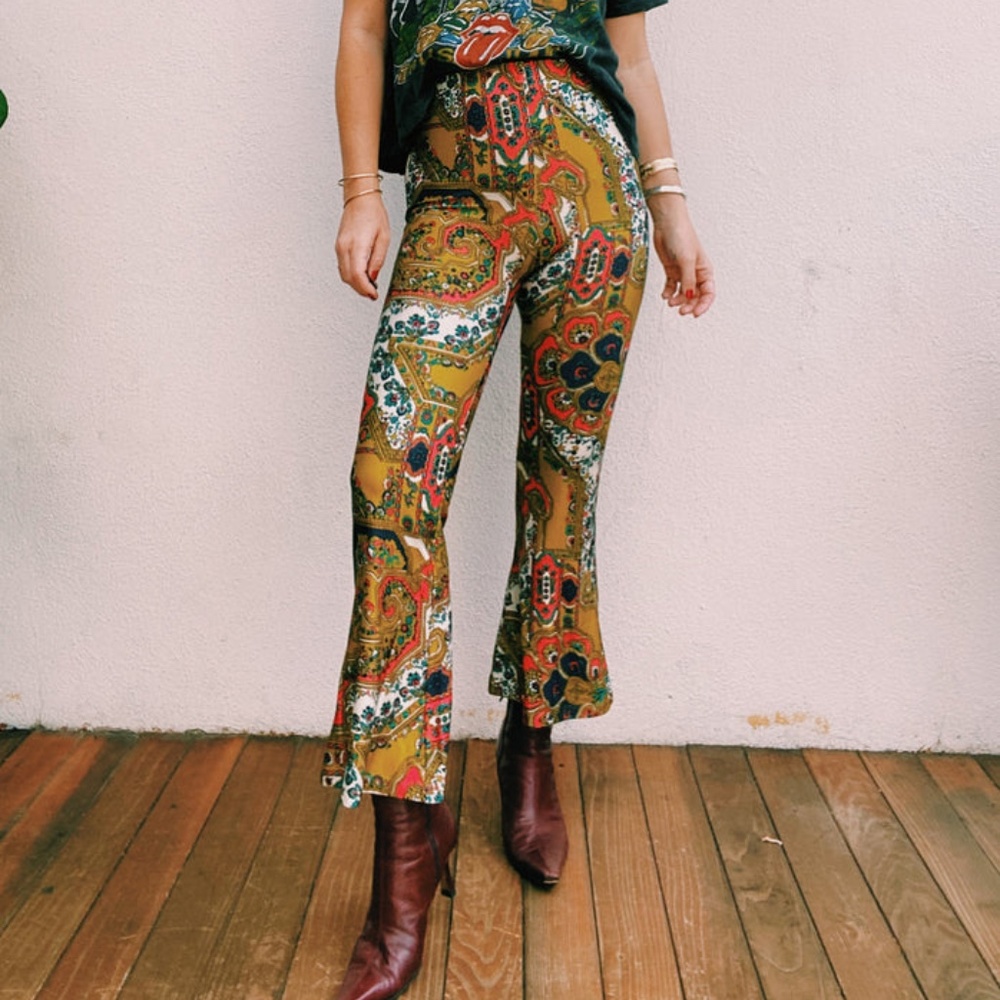 Novella Royale NWT Rust Geo Paisley Iris Bells M